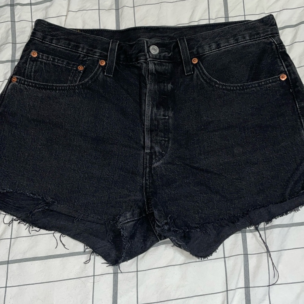 Levi’s denim cut off shorts size 30